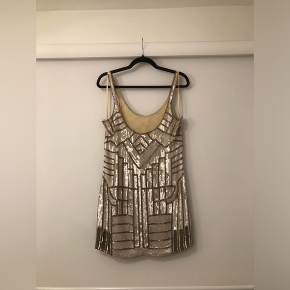 Stunning Parker sequin and beaded dress - Picture 7 of 10